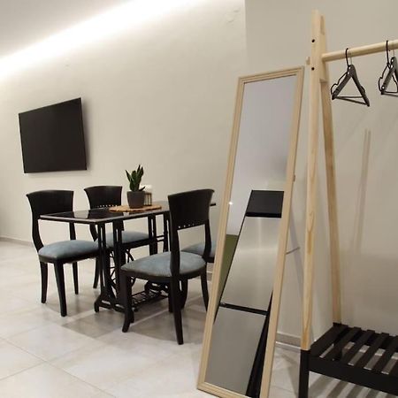 Eclectic Apartment Near Downtown Heraklion  ภายนอก รูปภาพ