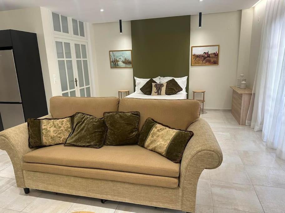 Eclectic Apartment Near Downtown Heraklion  ภายนอก รูปภาพ