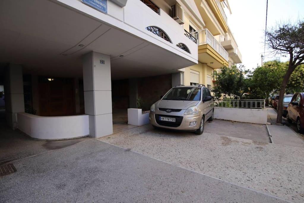 Eclectic Apartment Near Downtown Heraklion  ภายนอก รูปภาพ