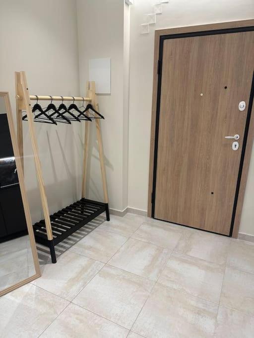 Eclectic Apartment Near Downtown Heraklion  ภายนอก รูปภาพ
